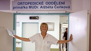 nemocnice-na-kraji-mesta-nove-osudy