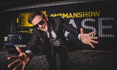 one-man-show